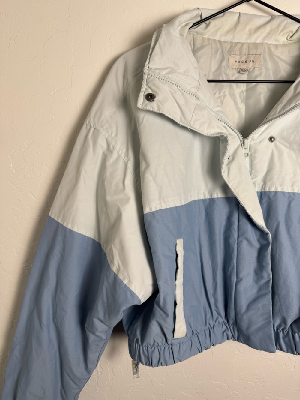 PacSun Light Blue & Sky Colorblock Cropped Jacket - Picture 2 of 10
